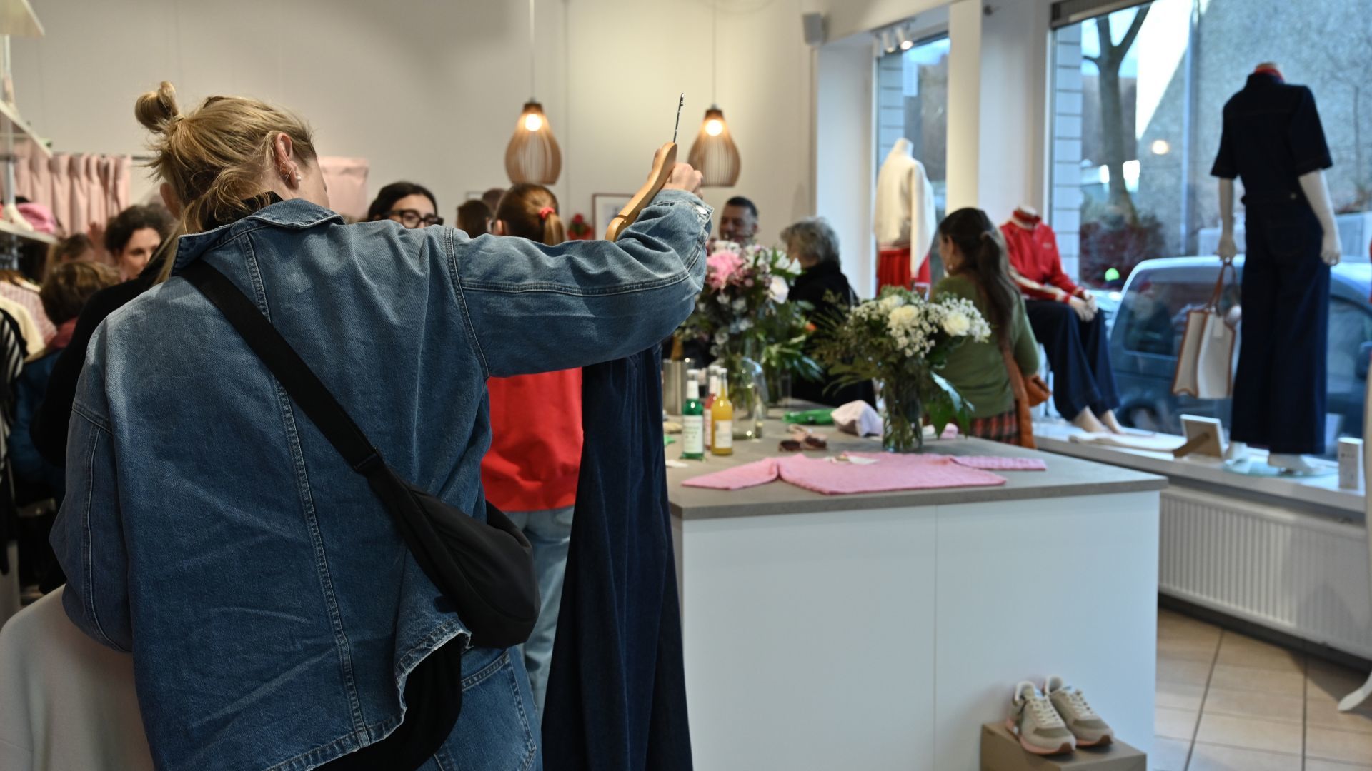 Damenmode Nippes Wilhelmplatz